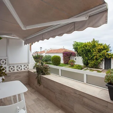 Adosado Con Terraza Y Azotea Holiday home Los Realejos